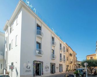 Antonietta - Castellabate - Building