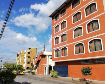 Hostal Unicornio - Puerto Francisco de Orellana - Edificio