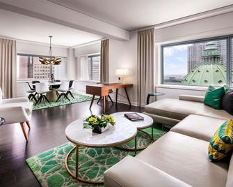 Fairmont The Queen Elizabeth - Montreal - Living room