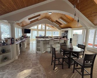 The Green Acres Getaway strathmore - Strathmore