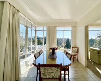 Scarlett's Place - Blackheath - Dining room