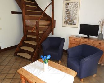 كاستيل شالوين - فالكنبرج آن دي جول - غرفة معيشة