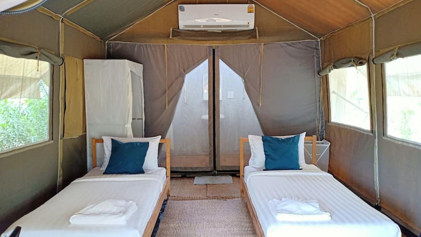 Naivacha Tent Koh Mak
