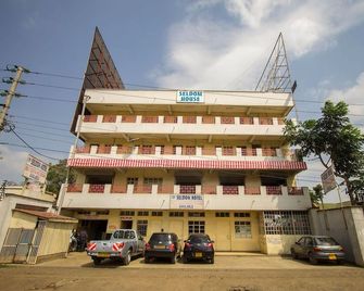 Seldom Hotel - Nairobi - Edifício