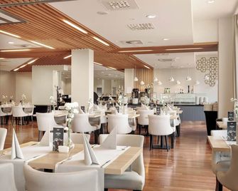 Diune Hotel by Zdrojowa - Kolobrzeg - מסעדה