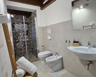 Cortile Baronello - Agrigento - Koupelna