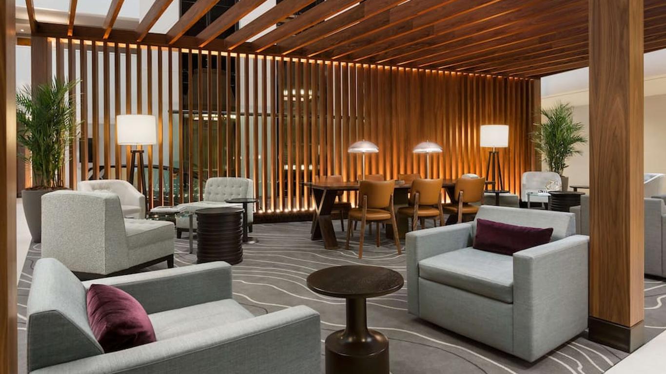 حياة ريجنسي بيثيسدا نير واشنطن، دي سي