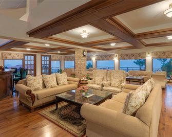 Koti Resorts - שימלה - בר