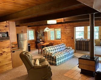 Manitowish Waters Chain Cabin - Manitowish Waters