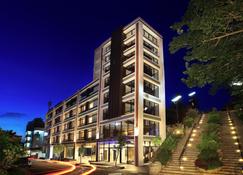 Lealea Garden Hotels - Moon Lake - Ючи - Здание