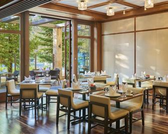 كليمنت بالو ألتو – عر امل جميع كلسدم أيربان ريزورت - بالو التو - مطعم