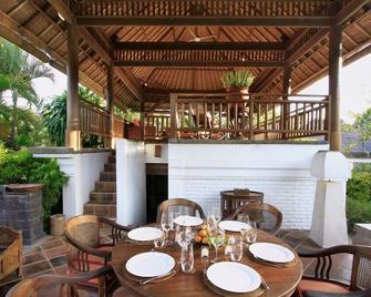 Villa Hanani - South Kuta - Innenhof