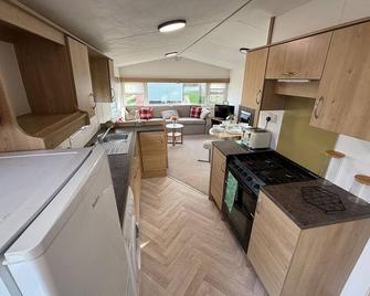 Cozy Coastal caravan in Eyemouth - Eyemouth - Küche
