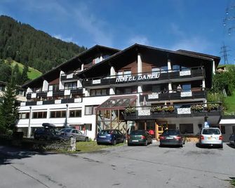 Hotel Daneu Gaschurn - Gaschurn - Edificio
