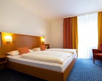 Hotel Am Steinberg - Hildesheim - Schlafzimmer