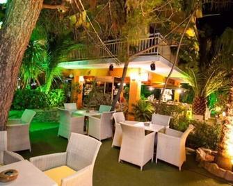 Hotel Possidon - Aegina - Restaurace
