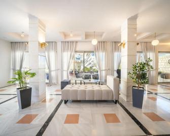 Adele Beach Hotel - Adelianos Kampos - Lobby