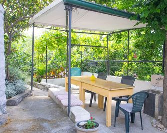 House My dream house - Karlobag - Patio