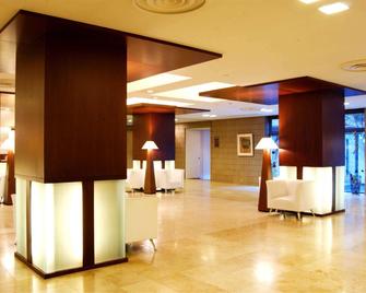 Chigusa Hotel - Kitakyushu - Lobby