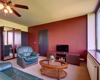 Aerohotel - Vilna - Sala de estar