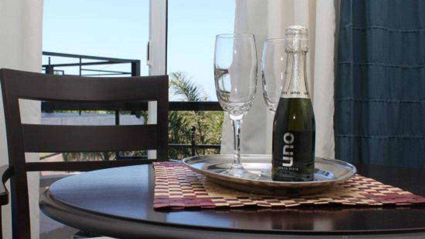 Brisas del Lago Apart y Hotel