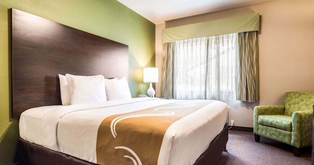 Quality Inn And Suites Bainbridge Island 89 Bainbridge Island Hotel Deals Reviews - Kayak