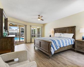 Vacation Station - Bradenton - Bedroom