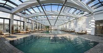 Grifid Encanto Beach Hotel - Wellness & Spa - Golden Sands - Bể bơi