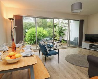 14 Coedrath Park - Saundersfoot - Dining room