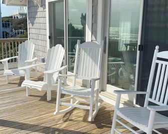 Beautiful Oceanfront Beach house - Pine Knoll Shores - Balkon