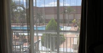 Chamba Valley Exotic Hotel - Lusaka - Ban công