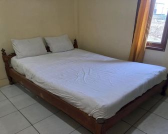 Hotel O Suripah Kostel Syariah - Purwokerto