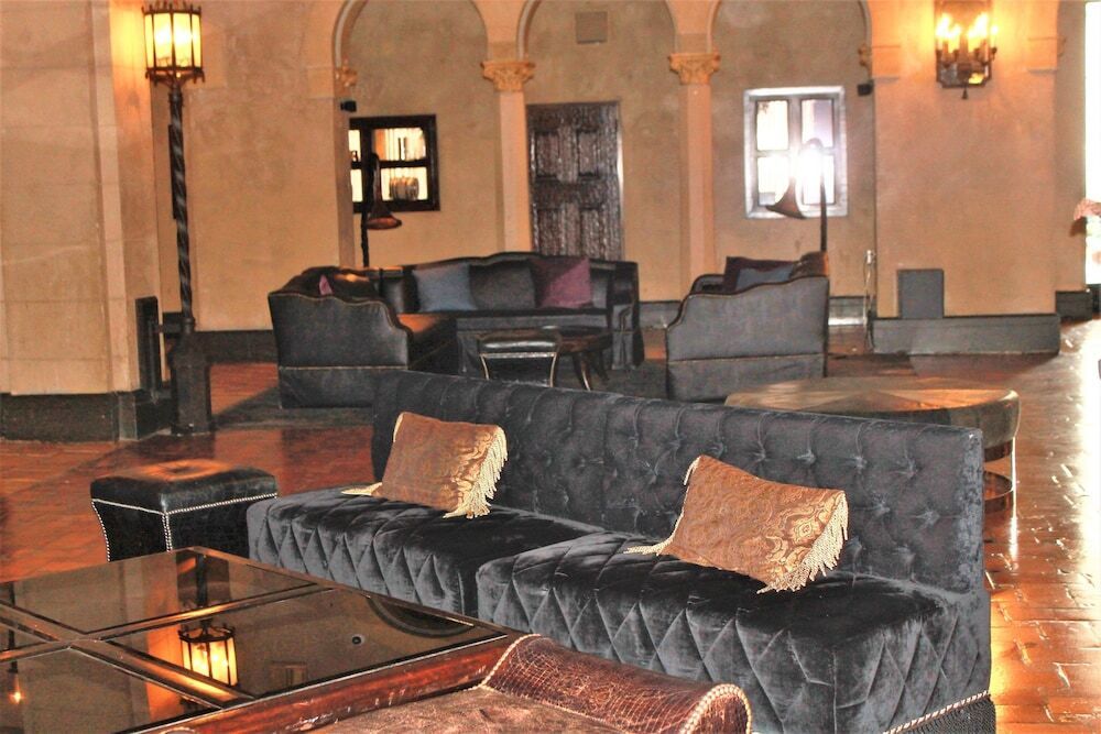 هوليوود آند هايلاند يوث هوستل