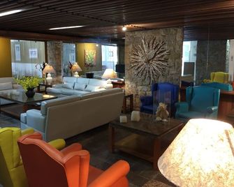 Ubatuba Palace Hotel - Ubatuba - Lounge