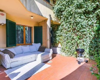 Apartment Rio del sole by Interhome - Montescudaio - Patio