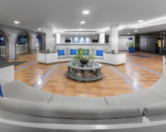 Elba Castillo San Jorge & Antigua Suite Hotel - Antigua - Lobby