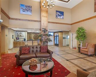 Best Western Plus Canyon Pines - Uintah - Salónek