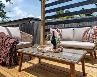 3br Hot Tub Retreat Steps From Bayshore Path! - Tampa - Patio