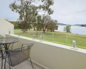 Horizons 407 - Jindabyne - Balkong