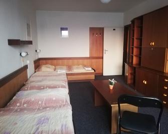 Abc Ubytovna - Nitra - Bedroom