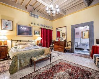Antica Dimora Patrizia - Montecarlo - Habitación