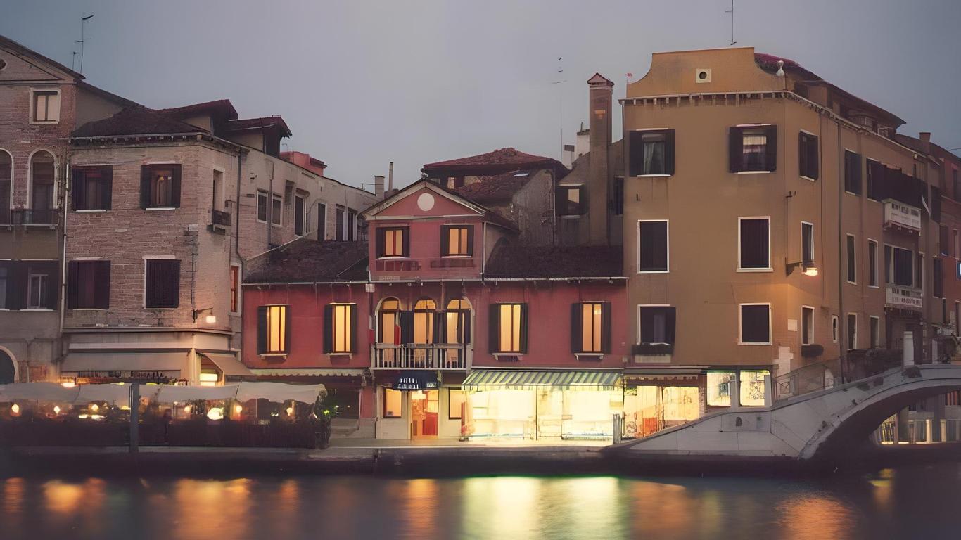 Hotel Airone