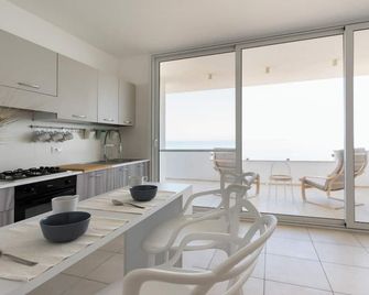 Visitsicilia Azzurra Mare - Alcamo - Cucina