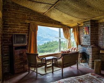 Cabanas Balcon del Lago - Otavalo - Living room