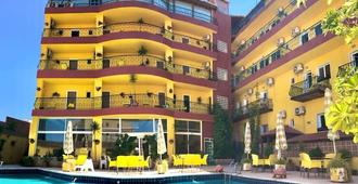 Mariam Hotel - Madaba - Pool