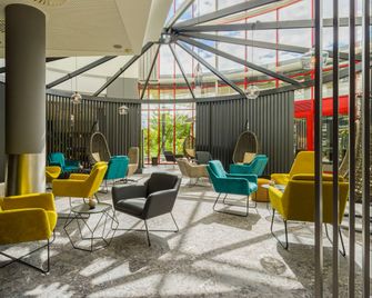 elaya hotel frankfurt oberursel, Trademark Collection by Wyndham - Oberursel - Recepción