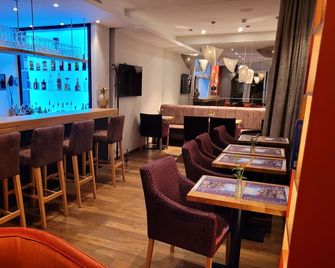 Empire - Lussemburgo - Bar