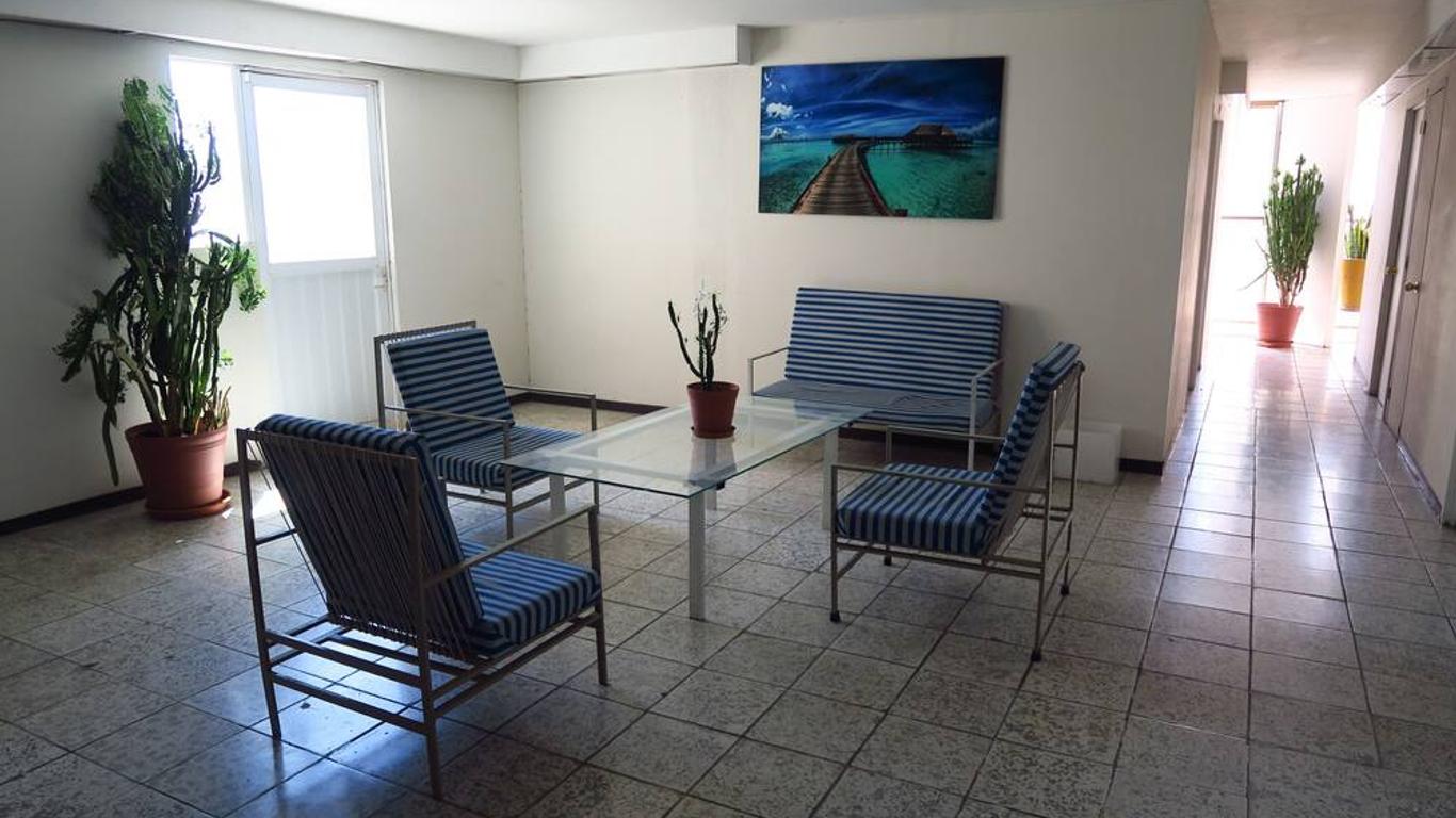 Hotel Suites Del Llanito