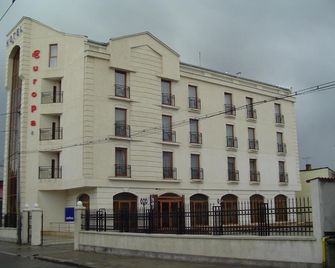 Hotel Europa - Ploieşti - Budova