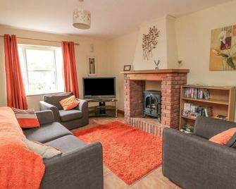 18 Dalewood - Glengarriff - Living room